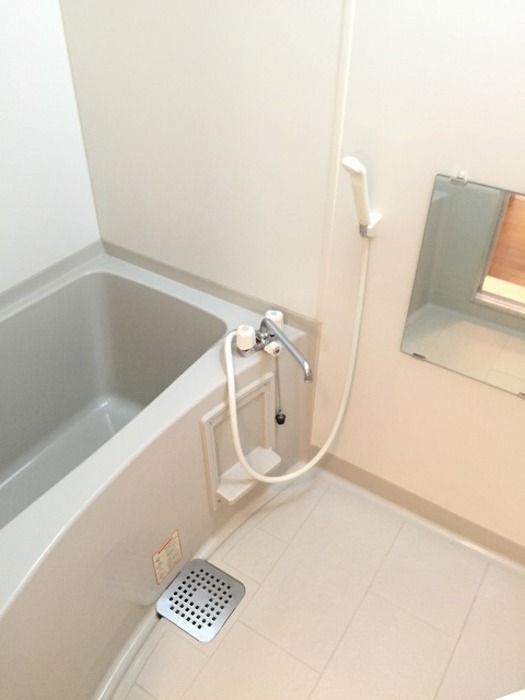 ��ʌ��������܎s����h�a�U���ڂ̃A�p�[�g�̃o�X