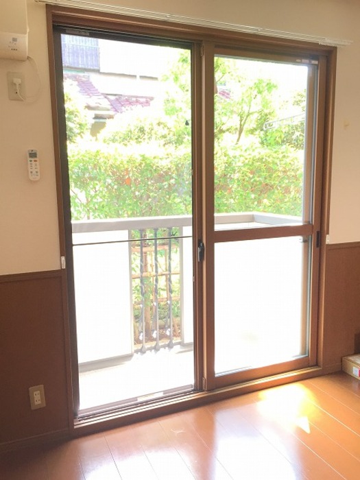 ��ʌ��������܎s����h�a�U���ڂ̃A�p�[�g�̃o���R�j�[