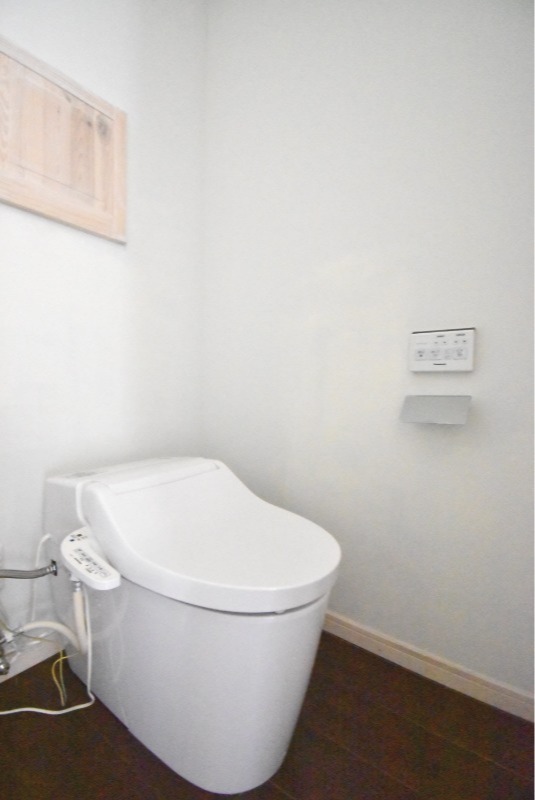 ��ʌ��������܎s�΋擌���R���ڂ̃A�p�[�g�̃g�C��