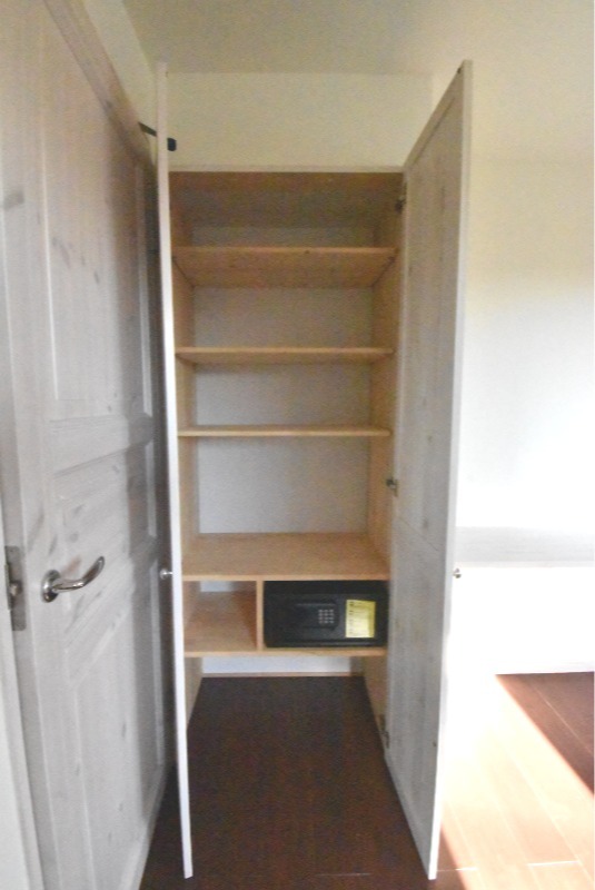 ��ʌ��������܎s�΋擌���R���ڂ̃A�p�[�g�̎��[