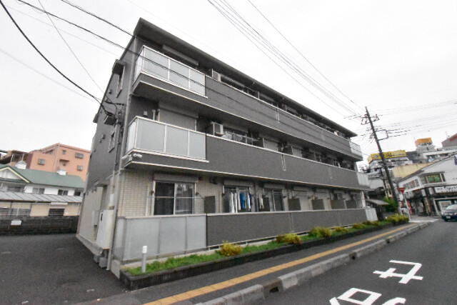 ��ʌ��z�J�s��z�J�Q����4-25�̃A�p�[�g�̌����O��