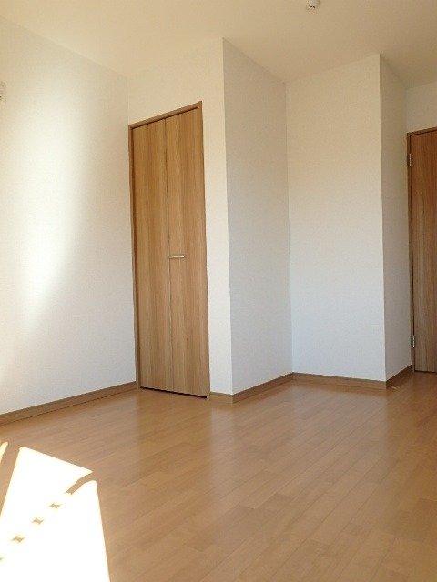 ��ʌ�����s�{���R���ڂ̃A�p�[�g�̂��̑������E�X�y�[�X