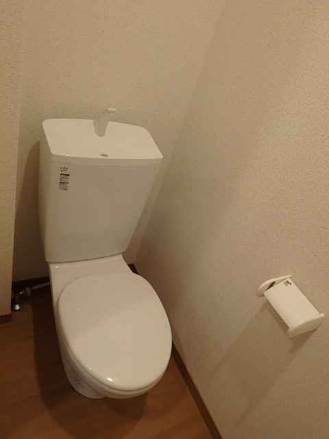 ��ʌ�����s�{���R���ڂ̃A�p�[�g�̃g�C��