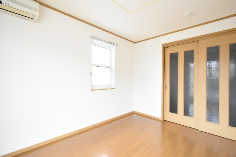 ��ʌ��@�c�s�厚���R�̃A�p�[�g�̂��̑������E�X�y�[�X