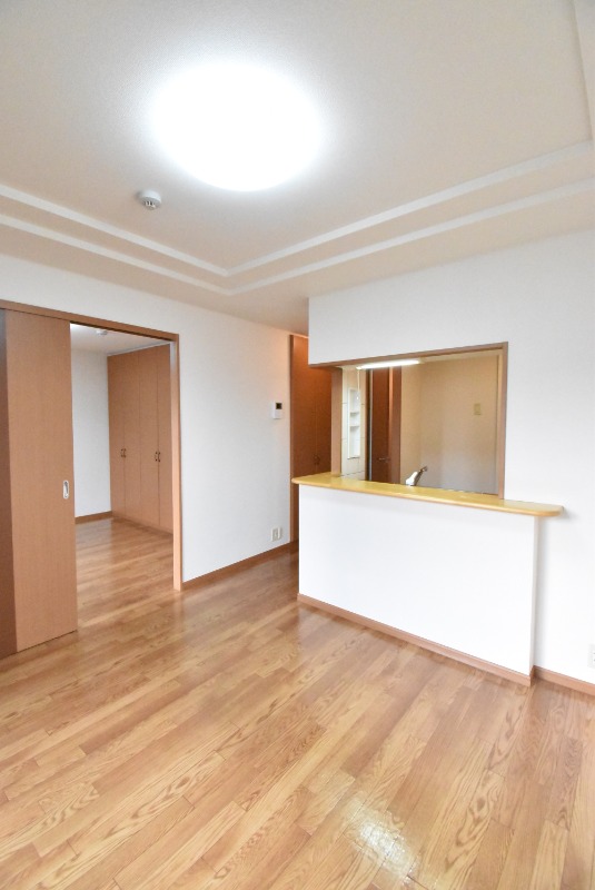 ��ʌ�����s�厚���s�g���̃}���V�����̋��ԁE���r���O