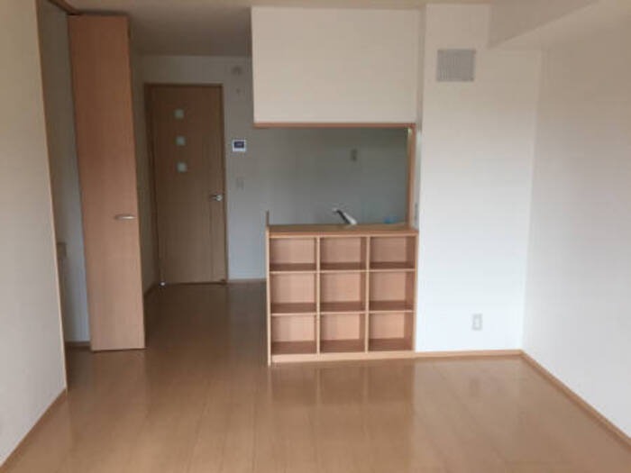 ��ʌ�����s�厚�����̃A�p�[�g�̋��ԁE���r���O