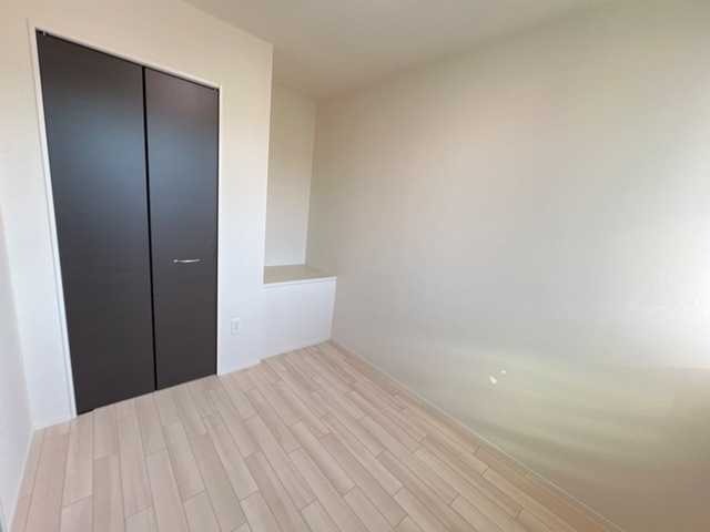 ��ʌ�����s�˒˓�Q���ڂ̃A�p�[�g�̂��̑������E�X�y�[�X