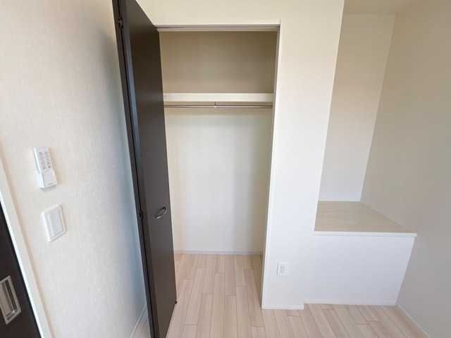 ��ʌ�����s�˒˓�Q���ڂ̃A�p�[�g�̎��[