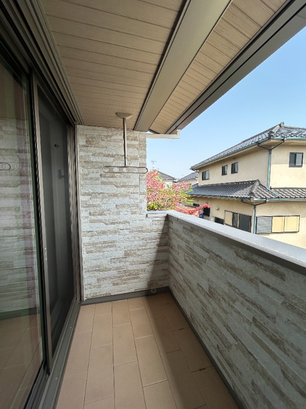 ��ʌ��������܎s�k����i���P���ڂ̃A�p�[�g�̃o���R�j�[