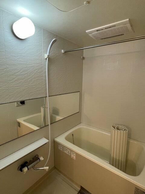 ��ʌ��������܎s�������˂S���ڂ̃}���V�����̃o�X