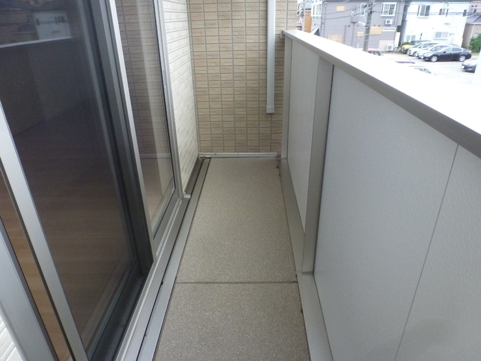 ��ʌ�����s�씵���J�V���ڂ̃A�p�[�g�̃o���R�j�[