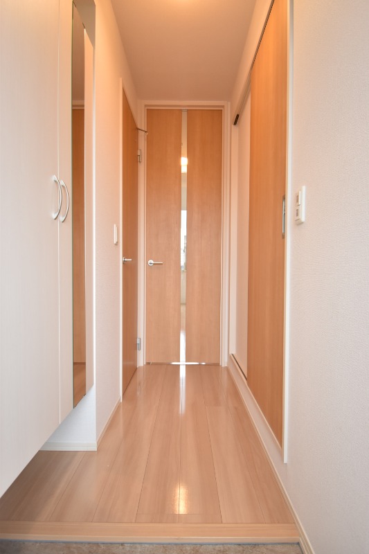 ��ʌ������s����P���ڂ̃A�p�[�g�̌���