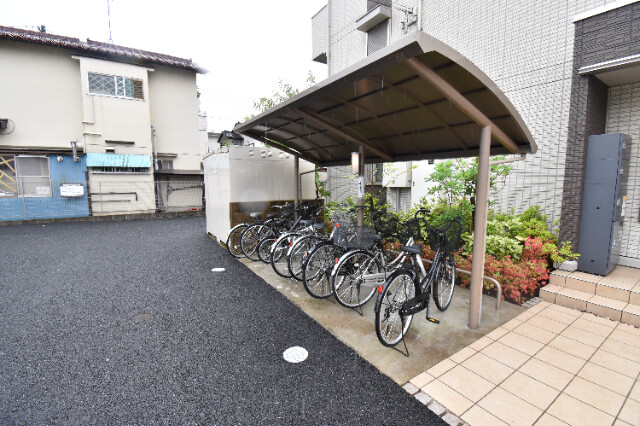 ��ʌ������s����P���ڂ̃A�p�[�g�̂��̑�