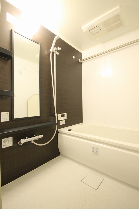 ��ʌ�����s�厚���s�̃A�p�[�g�̃o�X