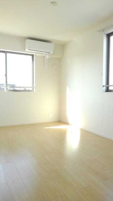 ��ʌ��@�c�s����Q���ڂ̃A�p�[�g�̂��̑������E�X�y�[�X