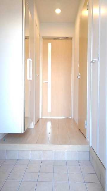 ��ʌ��@�c�s����Q���ڂ̃A�p�[�g�̌���