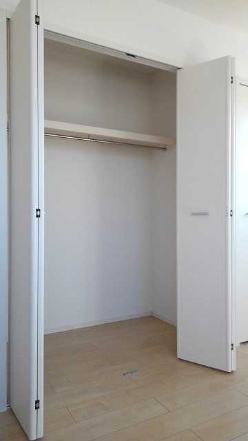 ��ʌ��@�c�s����Q���ڂ̃A�p�[�g�̎��[