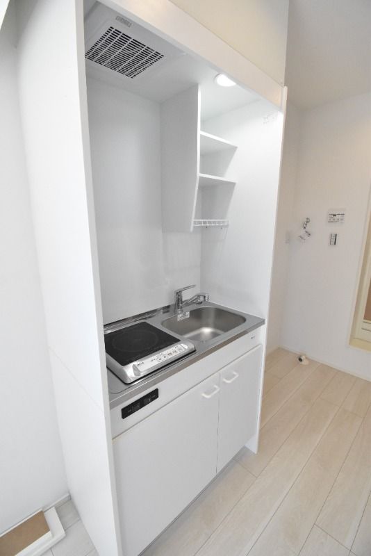 ��ʌ��������܎s�Y�a���؍�S���ڂ̃A�p�[�g�̃L�b�`��