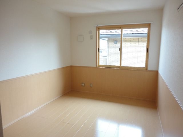 ��ʌ��������܎s�k����i���Q���ڂ̃e���X�n�E�X�̂��̑������E�X�y�[�X