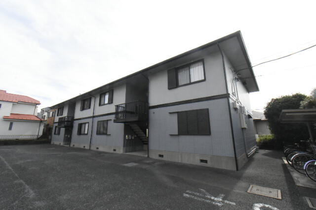 ��ʌ�����s���ȂT���ڂ̃A�p�[�g�̌����O��