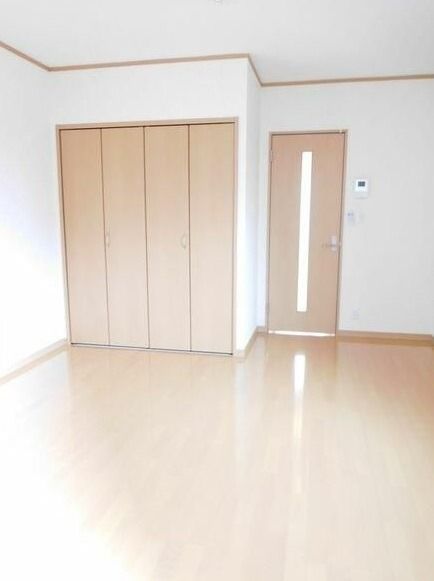 ��ʌ��������܎s��摾�c�E�Q���ڂ̃A�p�[�g�̂��̑������E�X�y�[�X