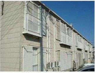 ��ʌ��������܎s��΋�厚�\�������̃A�p�[�g�̌����O��