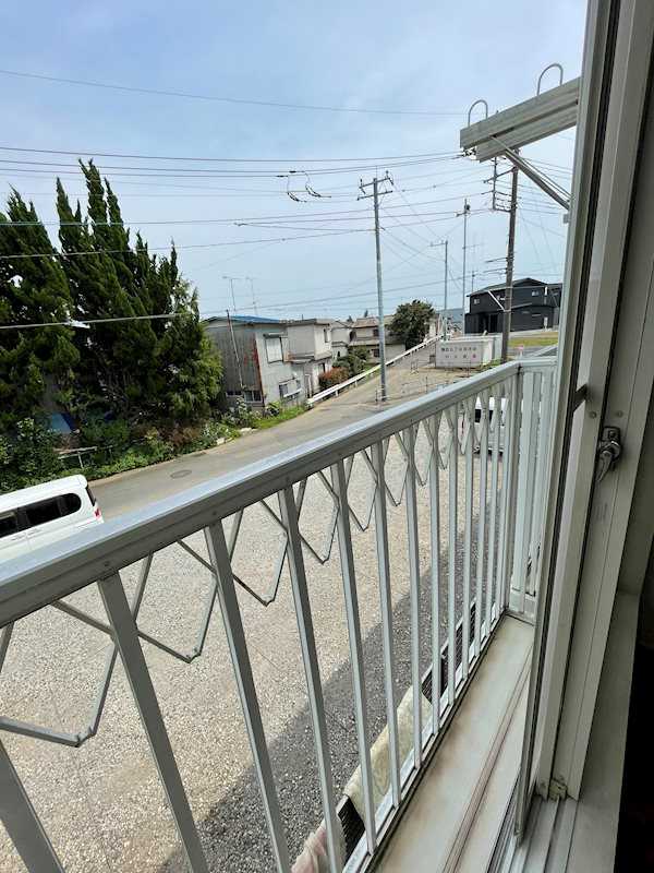 ��ʌ��������܎s��΋�厚�\�������̃A�p�[�g�̃o���R�j�[