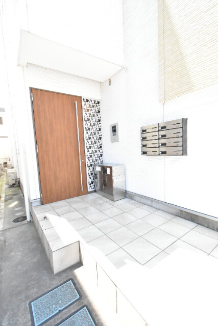 ��ʌ�����s�k�����̃A�p�[�g�̃G���g�����X