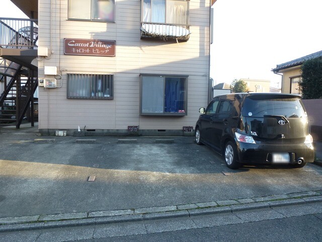 ��ʌ��ӂ��ݖ�s�c�Ԃ̃A�p�[�g�̒��ԏ�