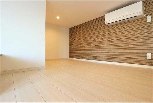 ��ʌ�����s�k�����̃A�p�[�g�̂��̑������E�X�y�[�X