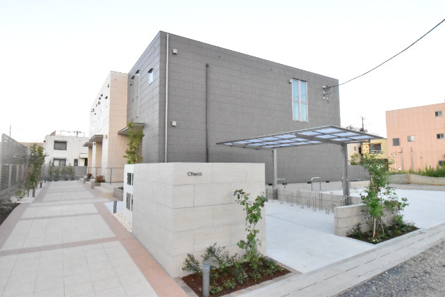 ��ʌ������s������296-9�̃}���V�����̌����O��