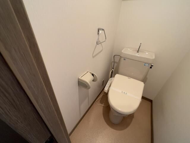 ��ʌ��������܎s�k����i���Q���ڂ̃}���V�����̃g�C��