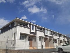 ��ʌ���ˎs��H��P���ڂ̃A�p�[�g�̌����O��