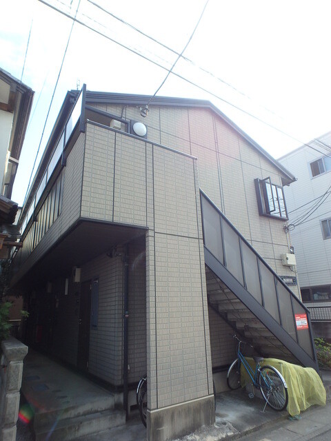 ��ʌ��������܎s�����擌��{�T����33-23�̃A�p�[�g�̌����O��