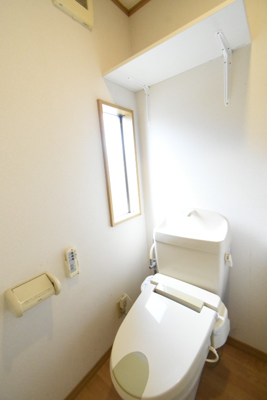 ��ʌ�����s��ԑ�S���ڂ̃e���X�n�E�X�̃g�C��