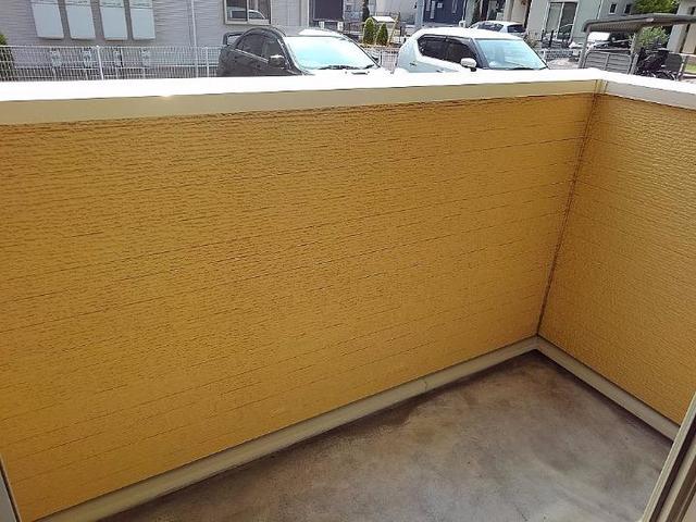 ��ʌ��z�J�s���C�N�^�E���P���ڂ̃A�p�[�g�̃o���R�j�[