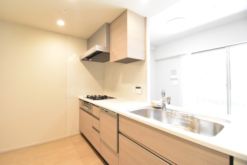 ��ʌ��������܎s��{��k�ܒ��P���ڂ̃}���V�����̃L�b�`��