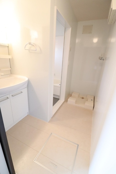 ��ʌ��k�����S�ɓޒ��厚�����̃A�p�[�g�̂��̑�