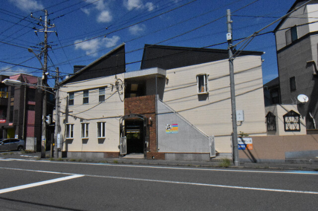 ��ʌ��������܎s�����擌��{�S���ڂ̃A�p�[�g�̌����O��