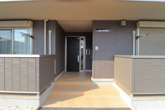 ��ʌ��������܎s�����擌��{�U���ڂ̃A�p�[�g�̃G���g�����X