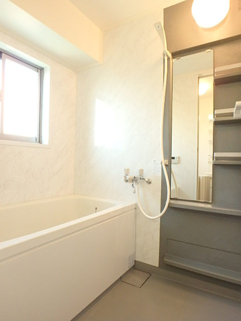 ��ʌ��������܎s������厚�������̃}���V�����̃o�X