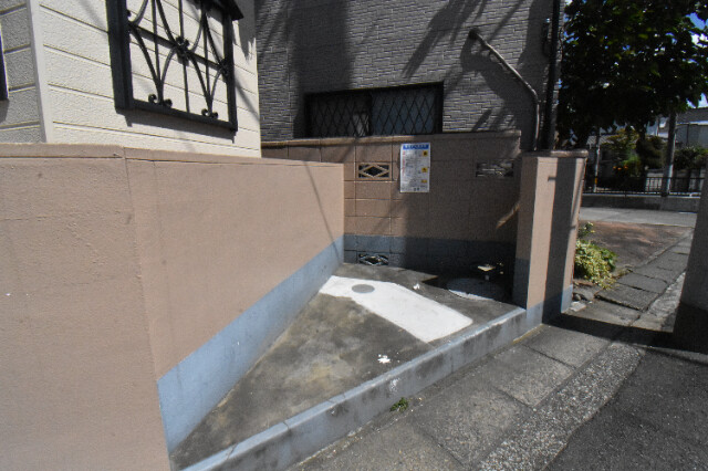 ��ʌ��������܎s�����擌��{�S���ڂ̃A�p�[�g�̂��̑�