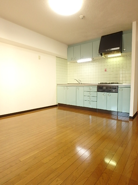 ��ʌ��������܎s������厚�������̃}���V�����̋����E���r���O