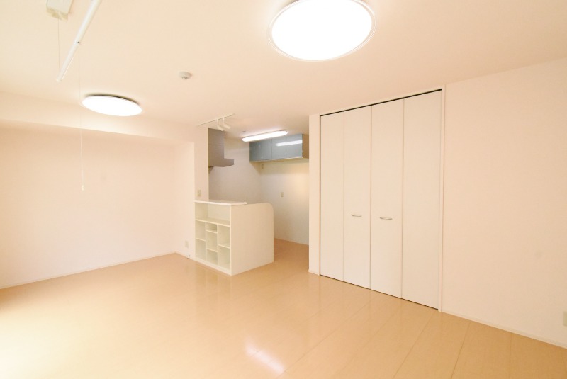 ��ʌ��������܎s����O���U���ڂ̃A�p�[�g�̋��ԁE���r���O