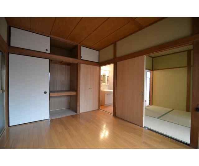 ��ʌ��������܎s������厚��J�̃A�p�[�g�̋��ԁE���r���O