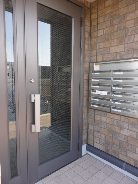 ��ʌ��������܎s����O���U���ڂ̃A�p�[�g�̃G���g�����X