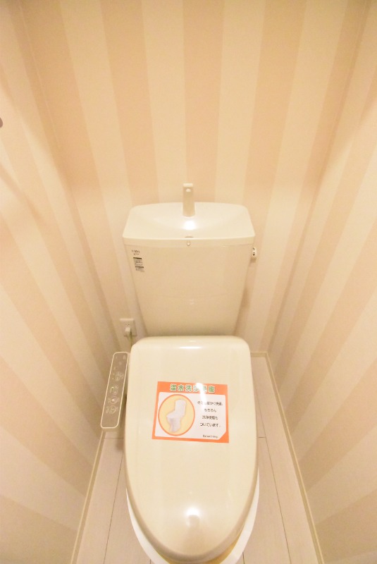 ��ʌ��z�J�s���C�N�^�E���X���ڂ̃A�p�[�g�̃g�C��