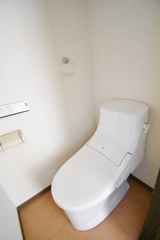 ��ʌ��������܎s��{��k�ܒ��Q���ڂ̃A�p�[�g�̃g�C��