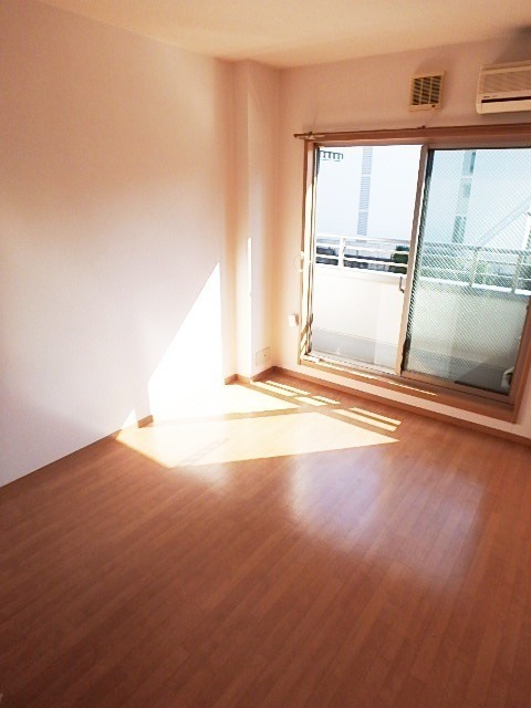 ��ʌ��������܎s��{��g�~���S���ڂ̃}���V�����̋��ԁE���r���O