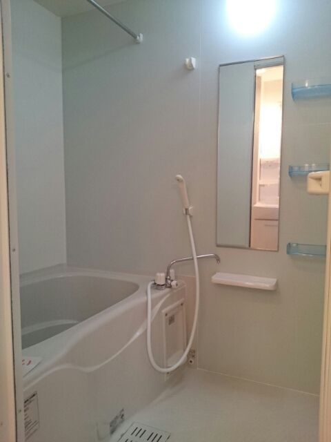 ��ʌ�����s���̏o�R���ڂ̃A�p�[�g�̃o�X